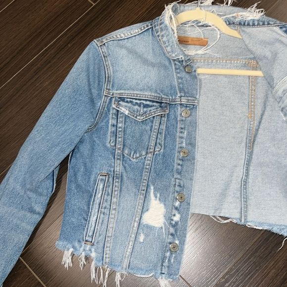GRLFRND Cara Cropped Denim Jacket, Medium - Picture 10 of 10